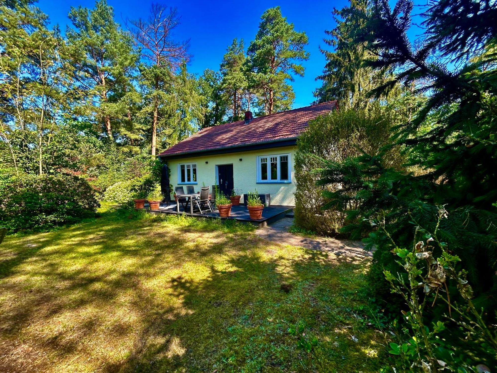 Ferienhaus Im Gruenen Mit Kamin Oranienburg Exterior foto